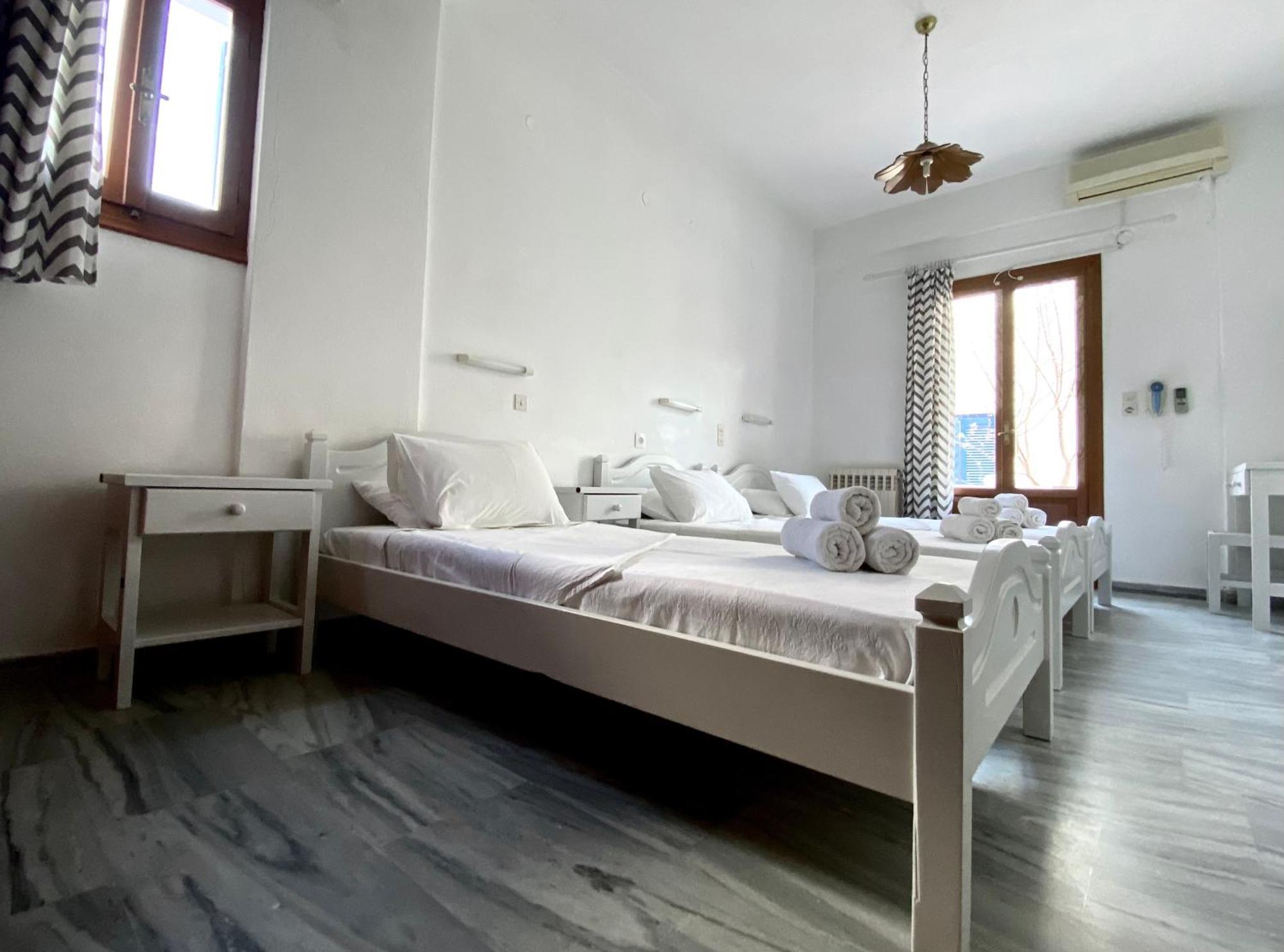 Helliniko Studios Páros Dış mekan fotoğraf